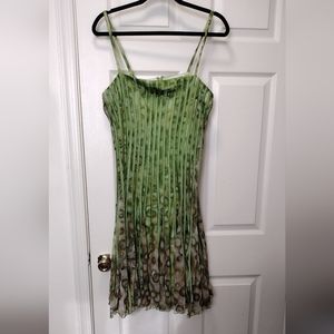Dancing Queen green dress